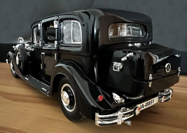 Ricko Horch 850 Pullmann 1935 DieCast Model in original box (10113)